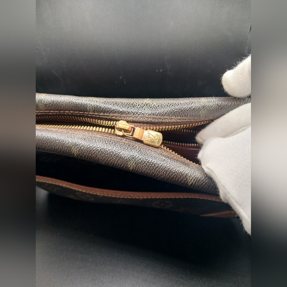 🏷 AS-IS Louis Vuitton Wallet Lot – Monogram Canvas – Parts or Repair - Picture 15 of 17